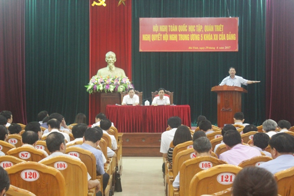 thao luan tai dang uy khoi cac co quan tinh 1